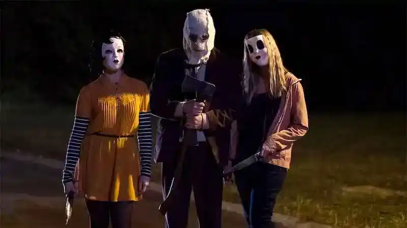 The Strangers: capitolo 1